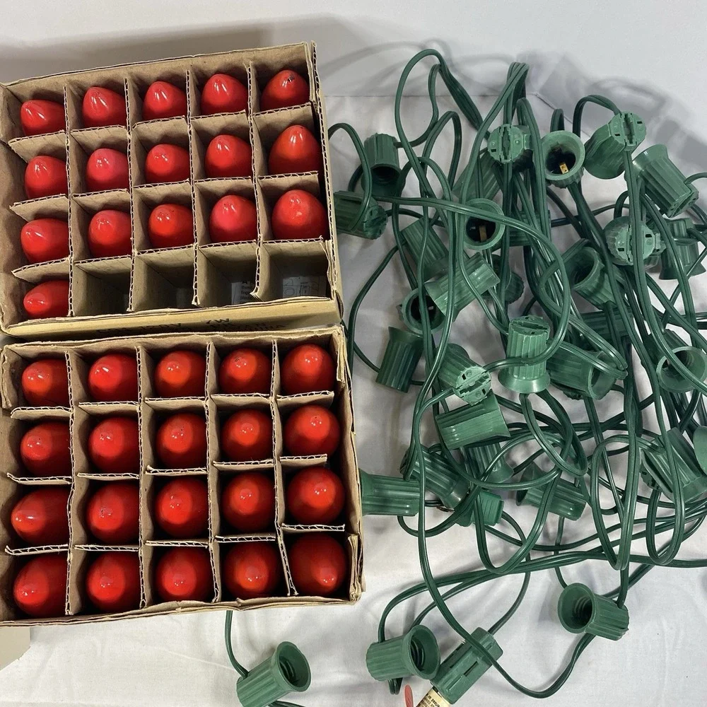 Vintage Ritz Outdoor Christmas Lights Lot of 2 Untested 40 & 36 Red Bulbs